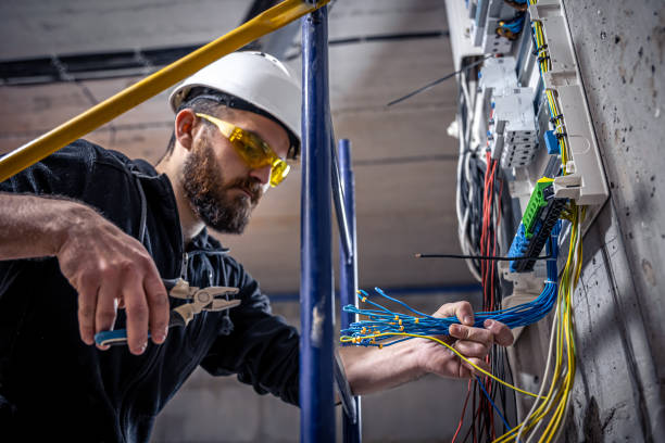 Best Emergency Electrical Repair  in St Jaco, IL